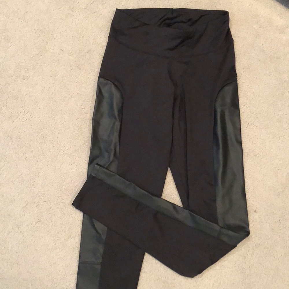 leather kensie leggings